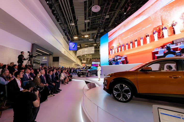 Chi tiết thông số và ngày đặt trước ô tô điện VF6 và VF7 ảnh 1