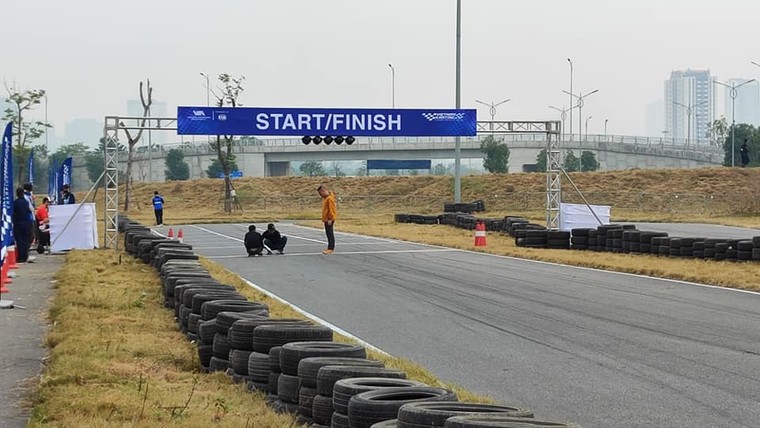 Giải vô địch Go Kart, đua xe ô tô thể thao chuyên nghiệp lần đầu được tổ chức tại Việt Nam ảnh 2