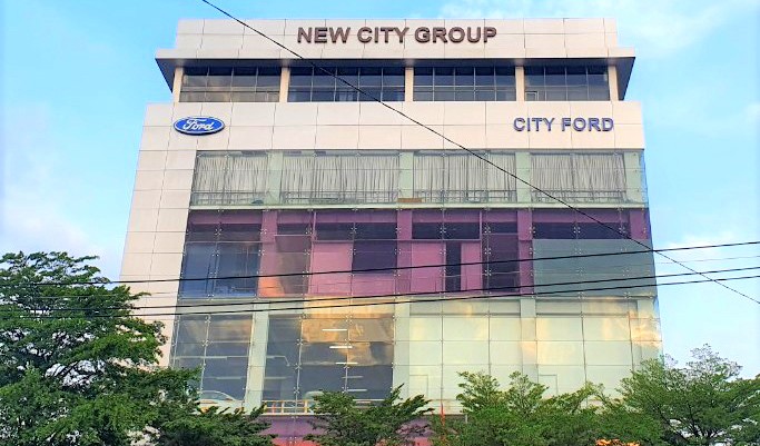 Ford Explorer sửa chữa chính hãng bị mất số khung, chủ xe khởi kiện, yêu cầu đại lý đền bù ảnh 2