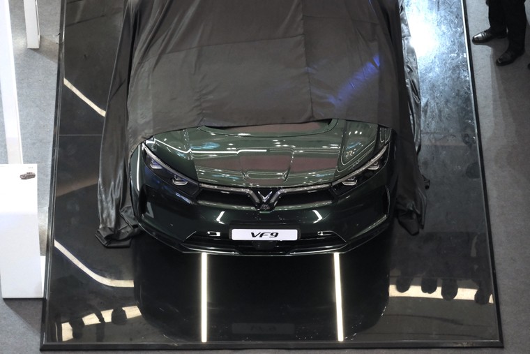 VinFast chính thức bàn giao VF9 đến tay khách hàng Việt Nam ảnh 2