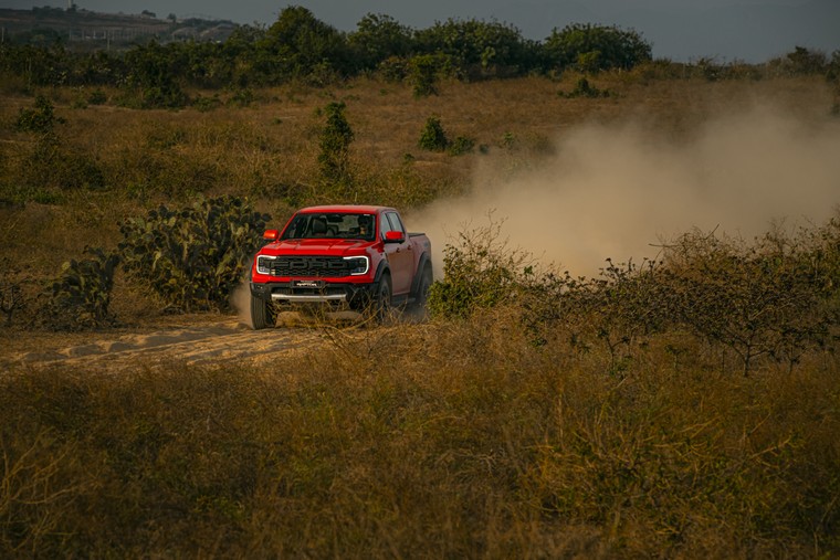 Ford Ranger Raptor tăng tính khí động học nhờ học tập xe thể thao Mustang ảnh 3