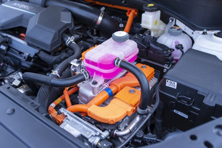 Hyundai Santa Fe Hybrid chính thức giới thiệu tại Việt Nam, giá ưu đãi 1.405 triệu đồng ảnh 2