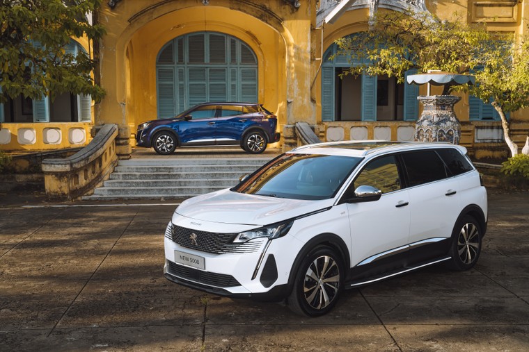 Giảm 50% lệ phí trước bạ, khách hàng được hưởng “ưu đãi kép” khi mua xe ảnh 1