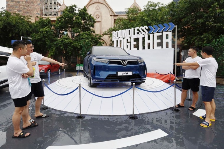 Cộng đồng VinFast 3 miền quy tụ trong sự kiện offline lớn nhất từ trước tới nay ảnh 1
