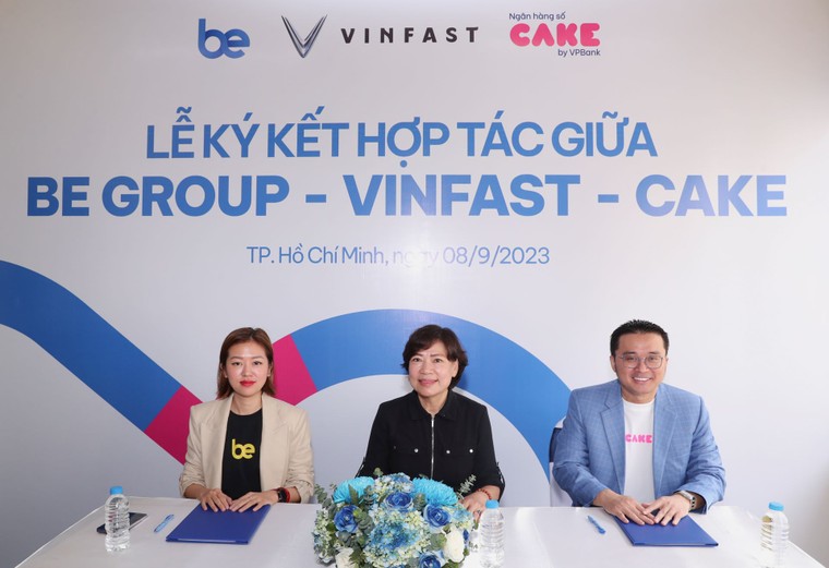 BE Group hợp tác cùng VinFast và Cake by VPBank hỗ trợ tài xế chuyển đổi sang xe điện ảnh 1