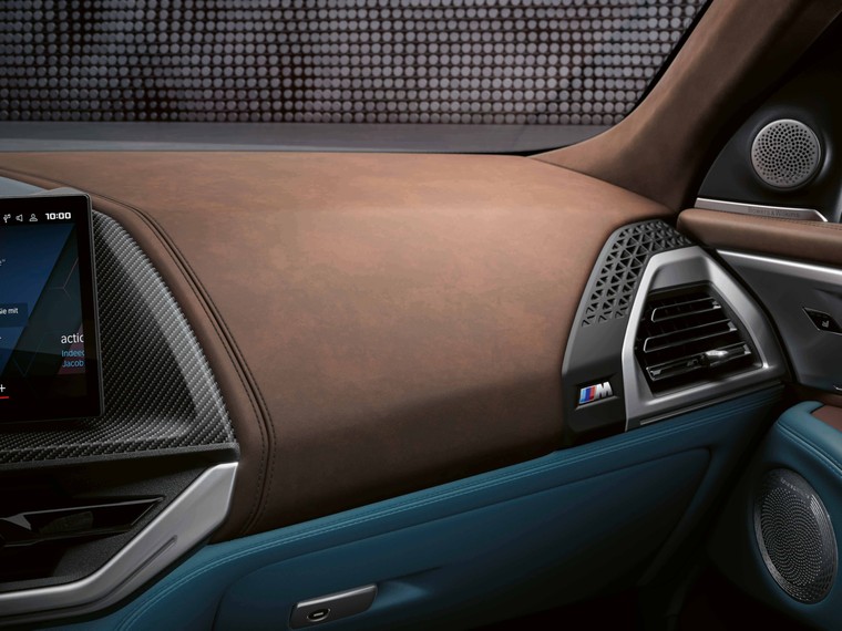 Chi tiết BMW XM – tiêu điểm trong buổi ra mắt của Thaco Auto ảnh 8