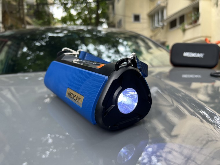 Yên tâm di chuyển trên mọi hành trình với máy bơm lốp kích bình ô tô 4 trong 1 Medicar ảnh 5