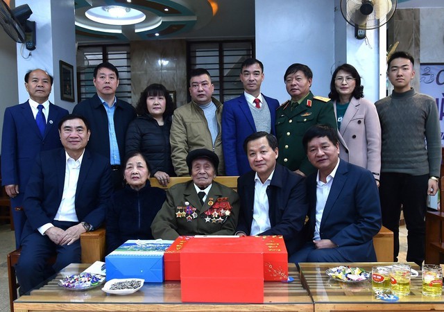 Phó Thủ tướng Lê Minh Khái thăm, chúc Tết đồng bào Điện Biên ảnh 10