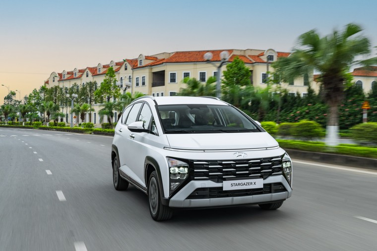 Hyundai Stargazer X - phiên bản nâng cấp chính thức có mặt tại Việt Nam ảnh 2