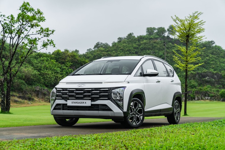 Hyundai Stargazer X - phiên bản nâng cấp chính thức có mặt tại Việt Nam ảnh 1