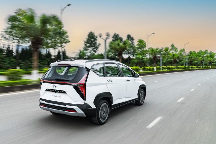 Hyundai Stargazer X - phiên bản nâng cấp chính thức có mặt tại Việt Nam ảnh 9