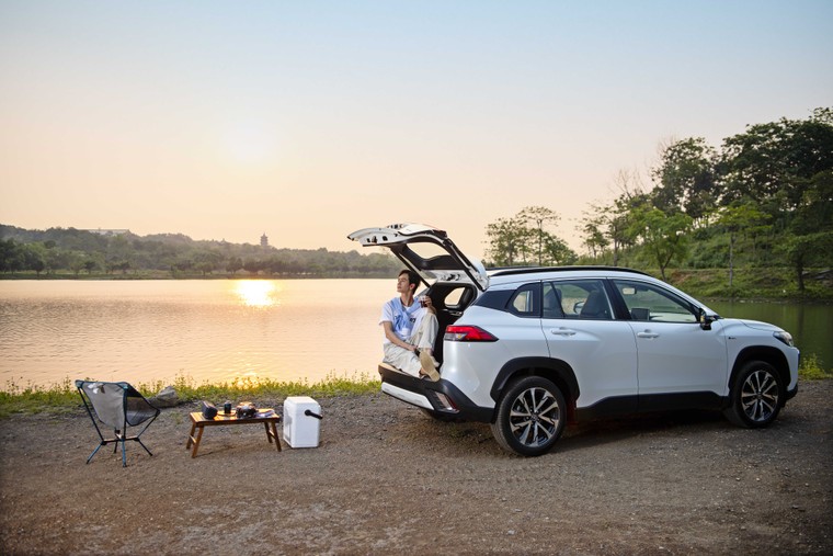 Toyota Corolla Cross phiên bản nâng cấp 2024 chính thức ra mắt ảnh 4