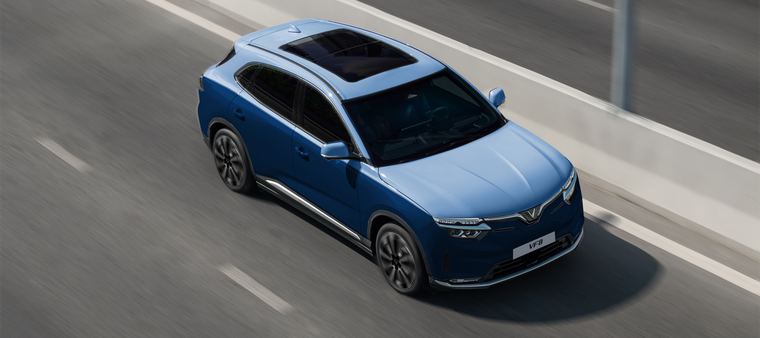 VinFast tái định vị VF 8 với phiên bản 'Thăng hạng đẳng cấp' VF 8 Lux ảnh 2