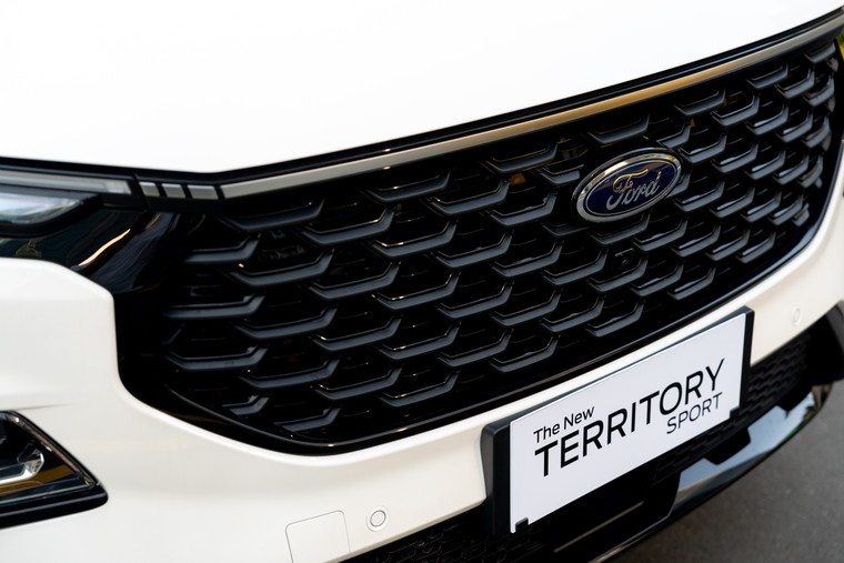 Ford Territory Sport chính thức ra mắt tại Việt Nam: phiên bản đặc biệt cho những khách hàng năng động và cá tính ảnh 4