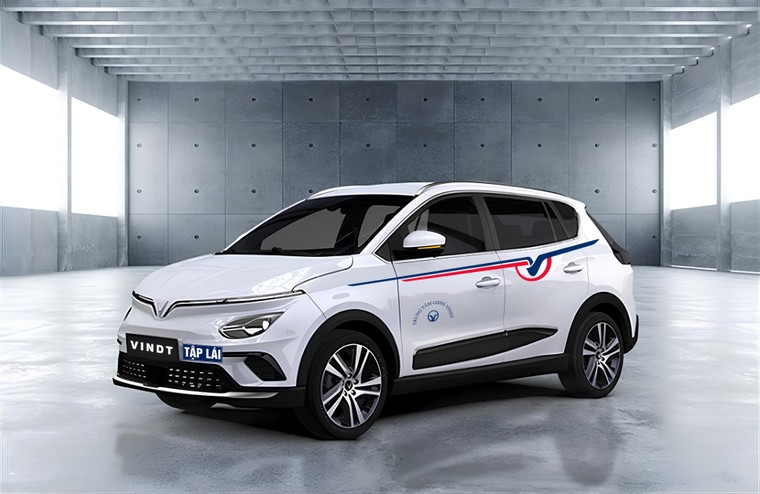 Thành lập công ty đào tạo và sát hạch lái xe thuần điện VinDT ảnh 1