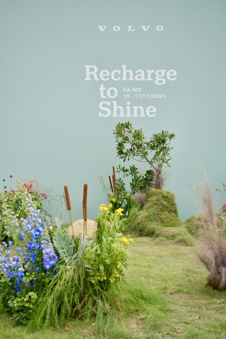 Volvo Cars chính thức ra mắt mẫu xe thuần điện đầu tiên tại Việt Nam EC40 sau khi hoàn thiện dải sản phẩm Plug-in Hybrid ảnh 1