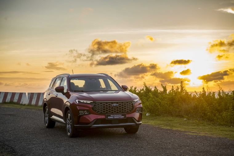 Ford Việt Nam Công Bố Giá Mới Của Territory Và Chương Trình Ưu Đãi Cuối Năm ảnh 1