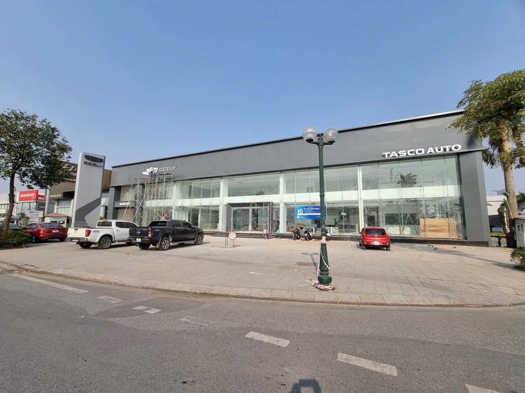 Những showroom ô tô Geely đầu tiên lộ diện, tiềm lực của đối tác Tasco tại Việt Nam ảnh 2
