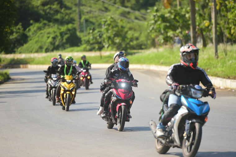 Yamaha Exciter: Khi Phong Cách Thể Thao Gặp Gỡ Sự Tiện Dụng Đường Phố ảnh 5