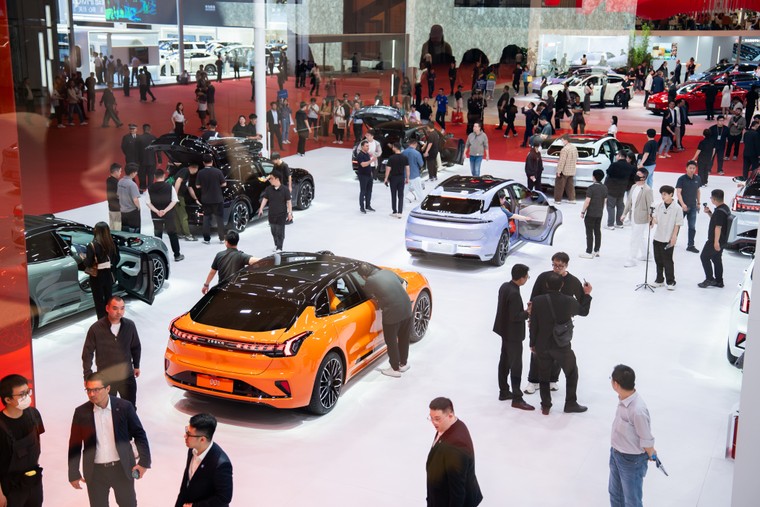 Zeekr Group ra mắt, trải nghiệm loạt mẫu xe đột phá của Zeekr và Lynk & Co tại Triển lãm ô tô Thượng Hải 2025 ảnh 2