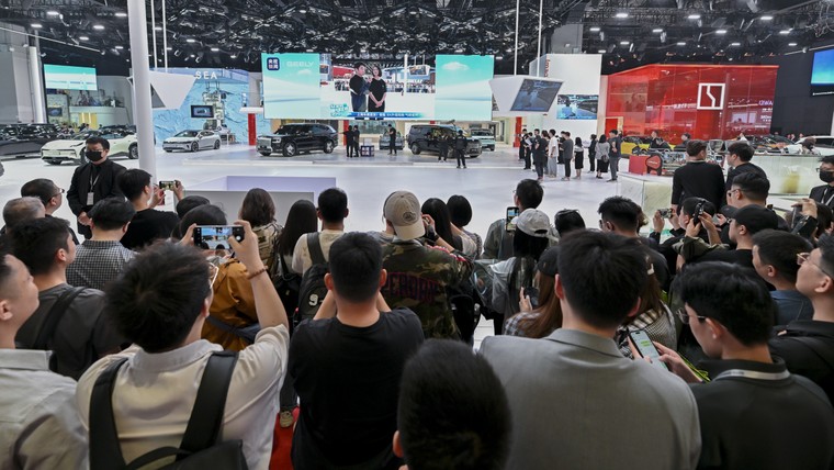 Zeekr Group ra mắt, trải nghiệm loạt mẫu xe đột phá của Zeekr và Lynk & Co tại Triển lãm ô tô Thượng Hải 2025 ảnh 3