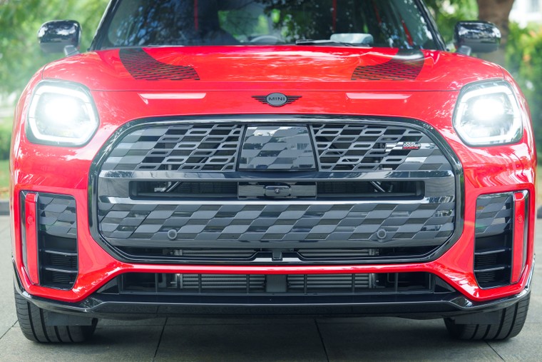 Bộ đôi MINI John Cooper Works thế hệ mới: Kỷ nguyên mới của xe hiệu năng cao ảnh 3