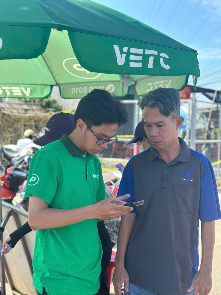 VETC đồng hành cùng người dân hoàn tất chuyển đổi tài khoản giao thông trước 01/10/2025 ảnh 2