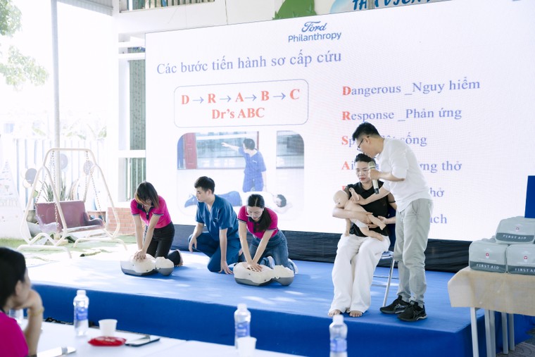 Ford Việt Nam triển khai tháng chăm sóc toàn cầu, cùng nhau xây đắp cộng đồng bền vững ảnh 1