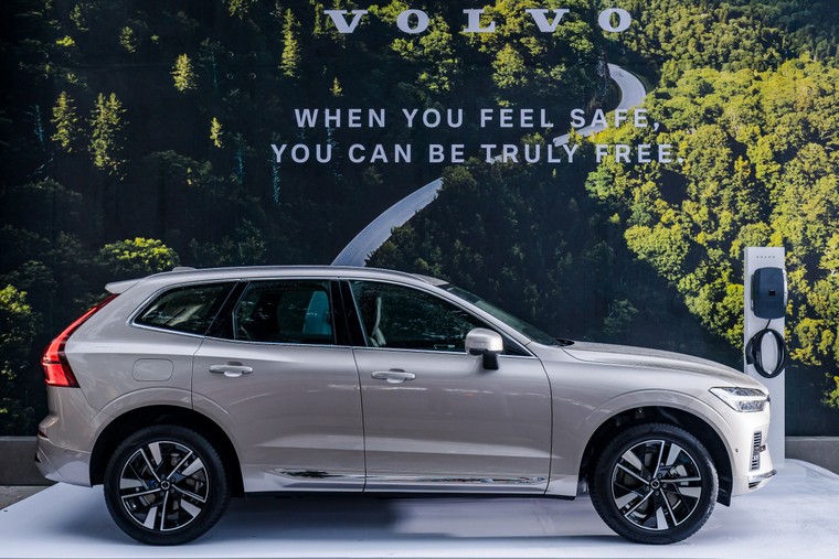 Bộ đôi SUV XC60 và Sedan S90 mới ra mắt tại không gian triển lãm Drive. Life. ảnh 2