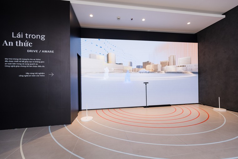 Bộ đôi SUV XC60 và Sedan S90 mới ra mắt tại không gian triển lãm Drive. Life. ảnh 1