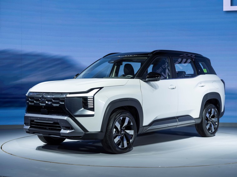 Mitsubishi Destinator chính thức ra mắt - Khởi sự vạn điểm đến ảnh 8