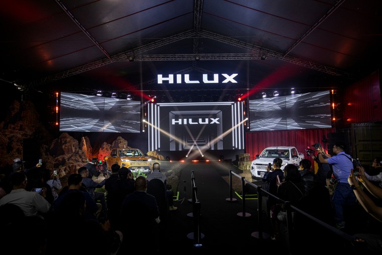 Toyota Việt Nam ra mắt Hilux hoàn toàn mới 2026 ảnh 1