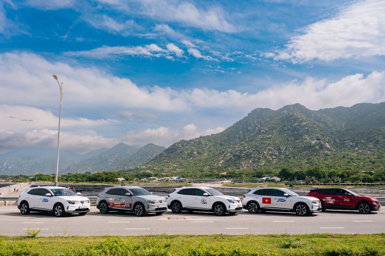 Không cần vốn đối ứng, chi phí vận hành thấp, VinFast VF 8 là lựa chọn kinh tế dịp cuối năm ảnh 1