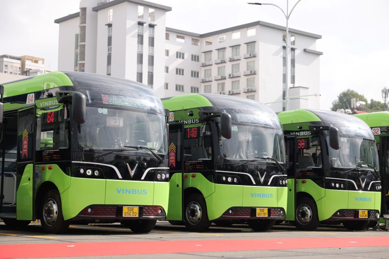 VinBus vận hành 9 tuyến buýt điện mới tại TP.HCM ảnh 1