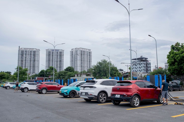 Chuyên gia: Siêu trạm sạc của V-Green sẽ nâng tầm trải nghiệm cho người dùng xe điện ảnh 1