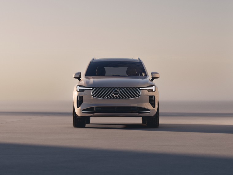 Sự giao thoa giữa công nghệ và di sản – Biểu tượng XC90 ở phiên bản hoàn thiện nhất lịch sử ảnh 2