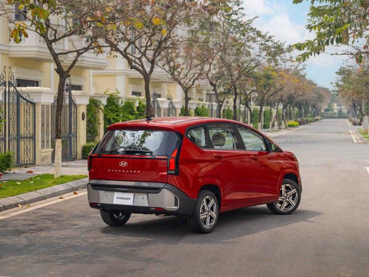 Hyundai Thành Công Việt Nam chính thức giới thiệu Stargazer mới ảnh 2