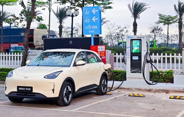 Tasco Auto và Ford Việt Nam ký kết hợp tác chiến lược – mở rộng hạ tầng sạc xe điện, nâng tầm trải nghiệm di chuyển xanh ảnh 4