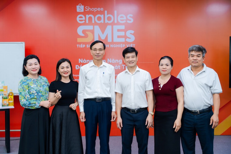 Địa phương bắt tay với nền tảng, "may đo" giải pháp TMĐT cho doanh nghiệp bản địa ảnh 2