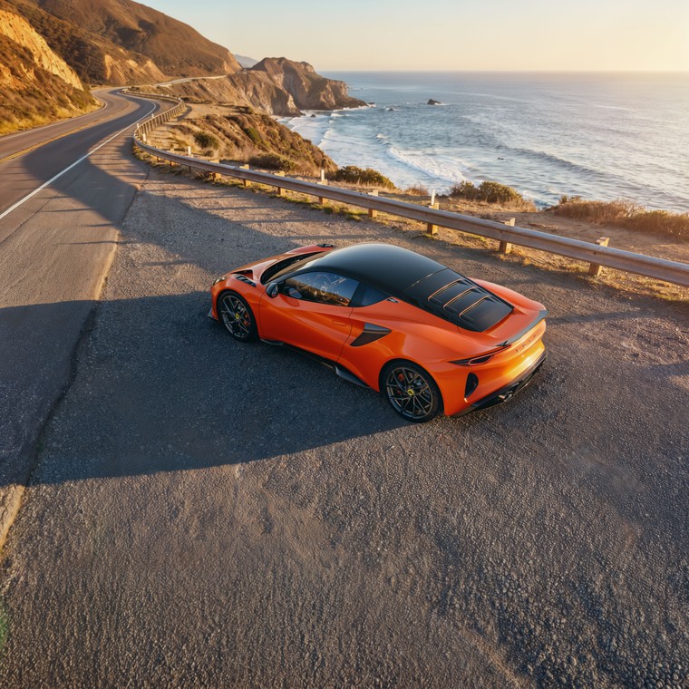 Ra mắt Lotus Emira 420 Sport: Phiên bản Emira nhẹ nhất và mạnh nhất tính tới nay ảnh 3