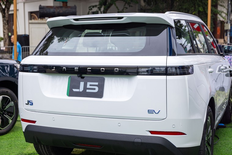 Jaecoo J5 chính thức nhận đặt cọc tại Việt Nam: Mẫu SUV toàn cầu chinh phục nhiều thị trường trước khi đến Việt Nam ảnh 2