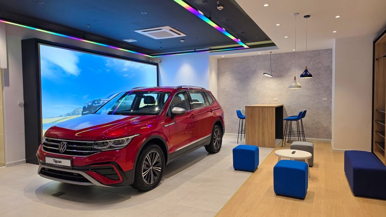 Volkswagen City Store Phạm Hùng khai trương Đại lý đầu tư theo mô hình City Store tiêu chuẩn toàn cầu đầu tiên tại Hà Nội ảnh 4