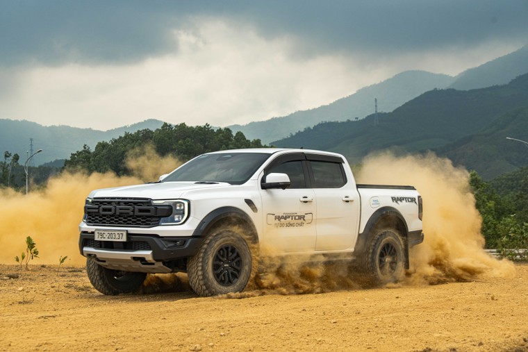 Ford Việt Nam triển khai chương trình "Chọn Ford, Trọn An Tâm" ảnh 3