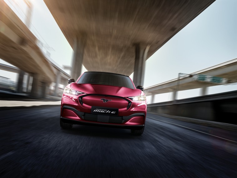 Ford Việt Nam triển khai ưu đãi tháng 10 và chuỗi trải nghiệm 'She’s Ready' trên toàn quốc dành cho khách hàng nữ ảnh 3