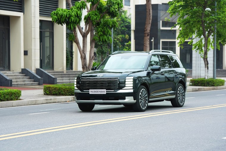 Hyundai Thành Công Việt Nam chính thức công bố giá bán của Hyundai Palisade Hybrid hoàn toàn mới ảnh 1