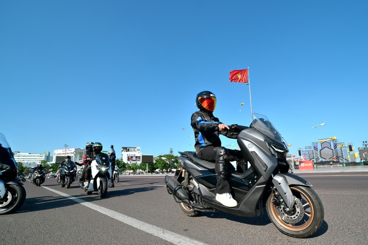 Trải nghiệm cảm giác phấn khích ngay trong những hành trình đi làm hằng ngày ảnh 2