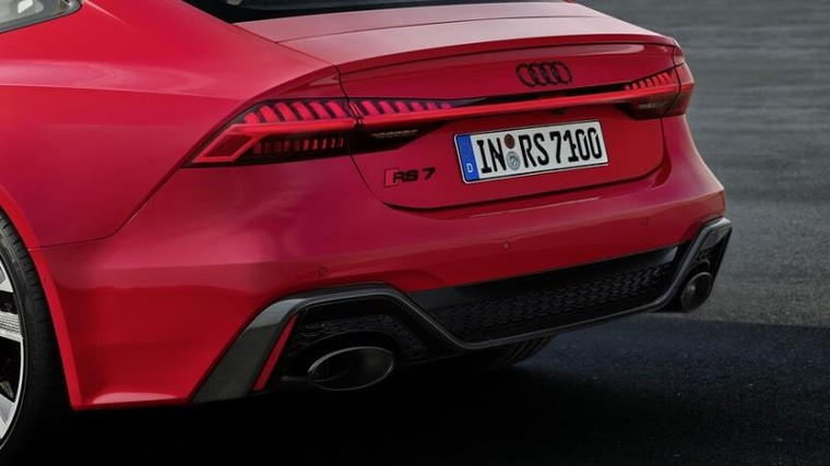 Audi RS7 2021 gây ấn tượng từ trong ra ngoài ảnh 2