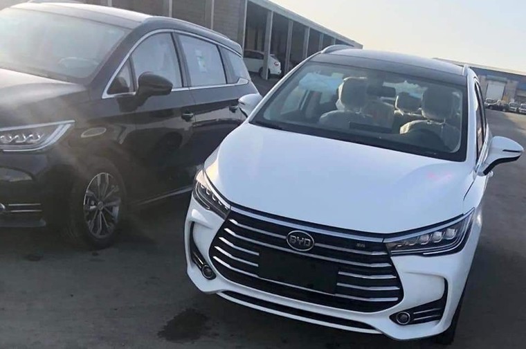 MPV 7 chỗ giá rẻ BYD Song Max bất ngờ xuất hiện tại Việt Nam, cạnh tranh Mitsubishi Xpander ảnh 1