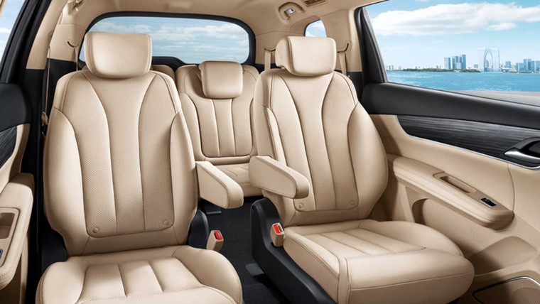 MPV 7 chỗ giá rẻ BYD Song Max bất ngờ xuất hiện tại Việt Nam, cạnh tranh Mitsubishi Xpander ảnh 3