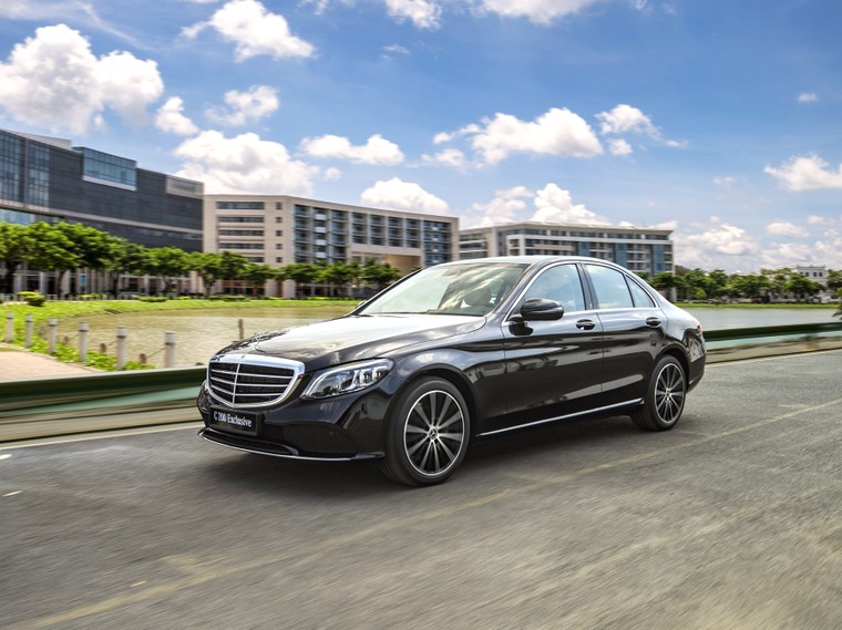 Mercedes Benz Việt Nam ra mắt 7 mẫu xe mới, bao gồm C180 và E180 ảnh 6